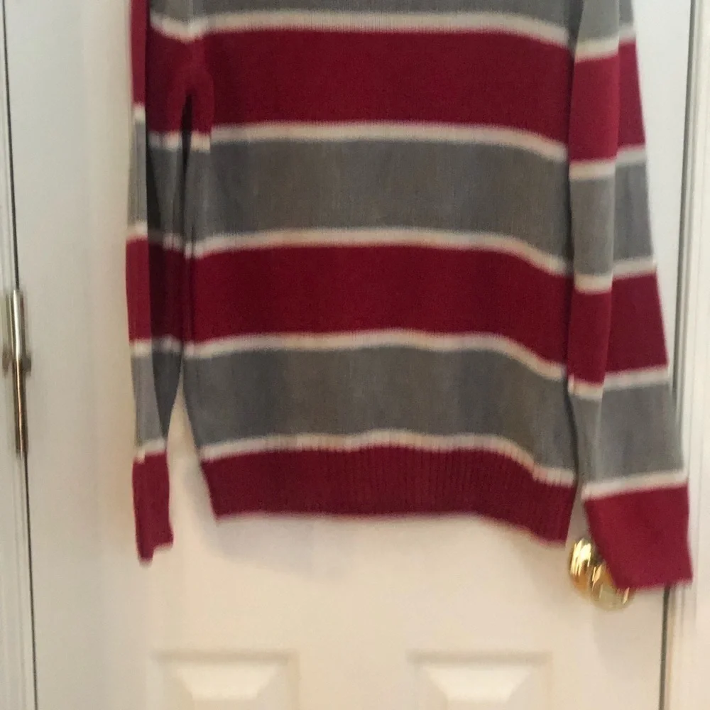 𝅺The Children's Place Red Grey striped Sweater Boys Large‎ 10 -12 NWT